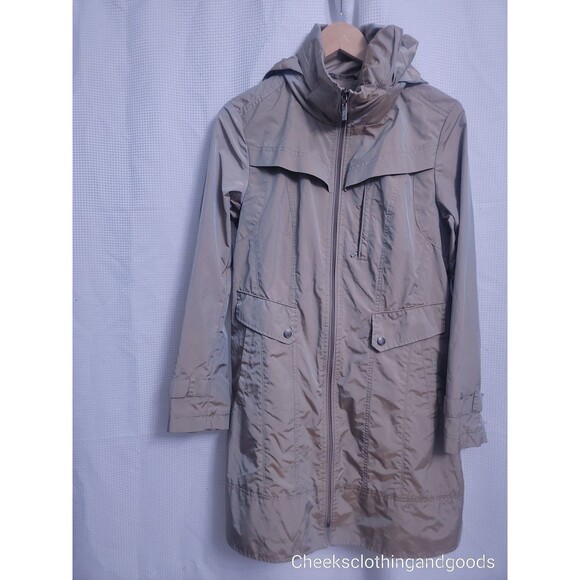 Cole Haan Topaz Iridescent Raincoat Jacket Stow-Away Hood Women's size MEDIUM - Picture 2 of 10
